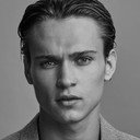 Saul Nanni als Christian Alessi