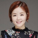 Kim Hyo-jin als Oh Sook-ja