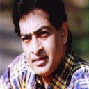 Vinod Kapoor als Dushshan