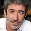 Frédéric Sandeau als M. Pérez