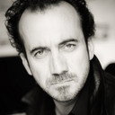 Régis Vlachos als Garde fédéré (voice)