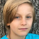 Jackson Lynch als Young Zac Gates