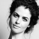 Neri Oxman als Dr. Lyra Shir