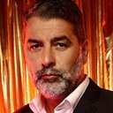 Βασίλης Mπισμπίκης als Kostas