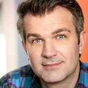 Ian Delaney als Lt. Renfield