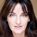 Ciara O'Callaghan als Vivan Maynard Thackeray