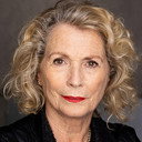 Maralyn Facey als Pamela Yves