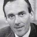 Dudley Foster als Mr. Mayhew