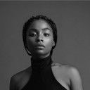 Jeanté Godlock als Vera