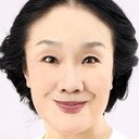 Kayoko Shiraishi als Old Lady (segment "Would You Like to Hear a Scary Tale")