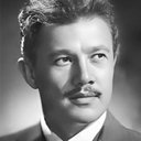 Nuri Altınok als 
