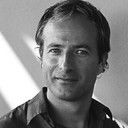 Jonathan Howells als Old Gentleman