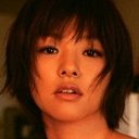 Asuka Kurosawa als Mikiko