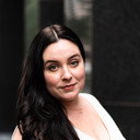 Kelly Rogers als Pixel / Dr. King