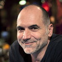 Leo Blokhuis als Self - Host