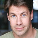 Joseph Wycoff als Reporter