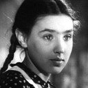 Нина Стравинская als Vera Nikolaevna