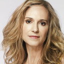 Holly Hunter als Helen Remington