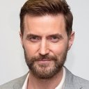 Richard Armitage als Smug Man at Party