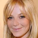 Molly Stanton als Candace