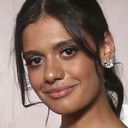 Madeleine Madden als Rosie