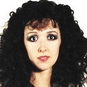 Nicola Keen als Female Villager / Celebration Woman