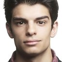 Ethan Kai als Frank Romero