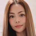 Asia Agcaoili als Tina