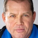 Gabe Wood als Neighbor