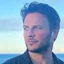 Clint Ward als Officer