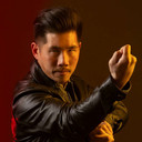 Daniel Mah als Raven