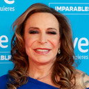 Benita Maestro Joao als Self - Host
