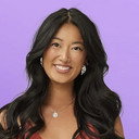 Emma Betsinger als Self - Contestant