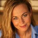 Abi Tucker als Grace Kingston