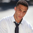 Jonathan Kennedy als Bartender