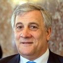 Antonio Tajani als Self