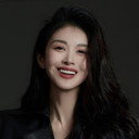 Lin Yiting als Qiao Zhenzhen