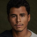 Éric Véga als 