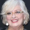 Angela Cartwright als Theresa Mazzetti