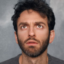 Gianmarco Soresi als Man in Glasses