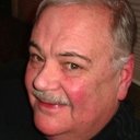Gailard Sartain als The Big Bopper