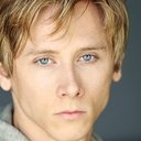 Adam Taylor Gordon als Sam