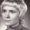 Maile Hiiet als The Atom (voice) (uncredited)
