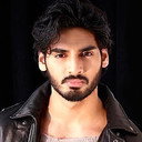 Ahan Shetty als Lt. Cdr. Mahendra S. Rawat