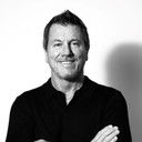 Pascal Olmeta als Veve