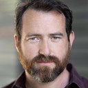 David Brady als Bank Teller