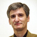 Licinio França als Sr. Costa