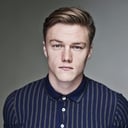 Sam Gittins als Spider