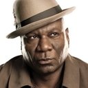 Ving Rhames als Buffalo Belzer (voice)