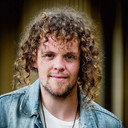 Marcel Veenendaal als Singer
